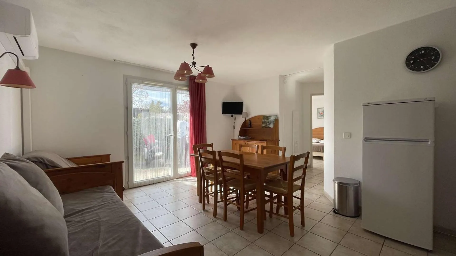 Appartement Climatise De 3 Pieces Avec Piscine, Terrasse Et Parking - Vallon-Pont-D'Arc - Fr-1-382-54